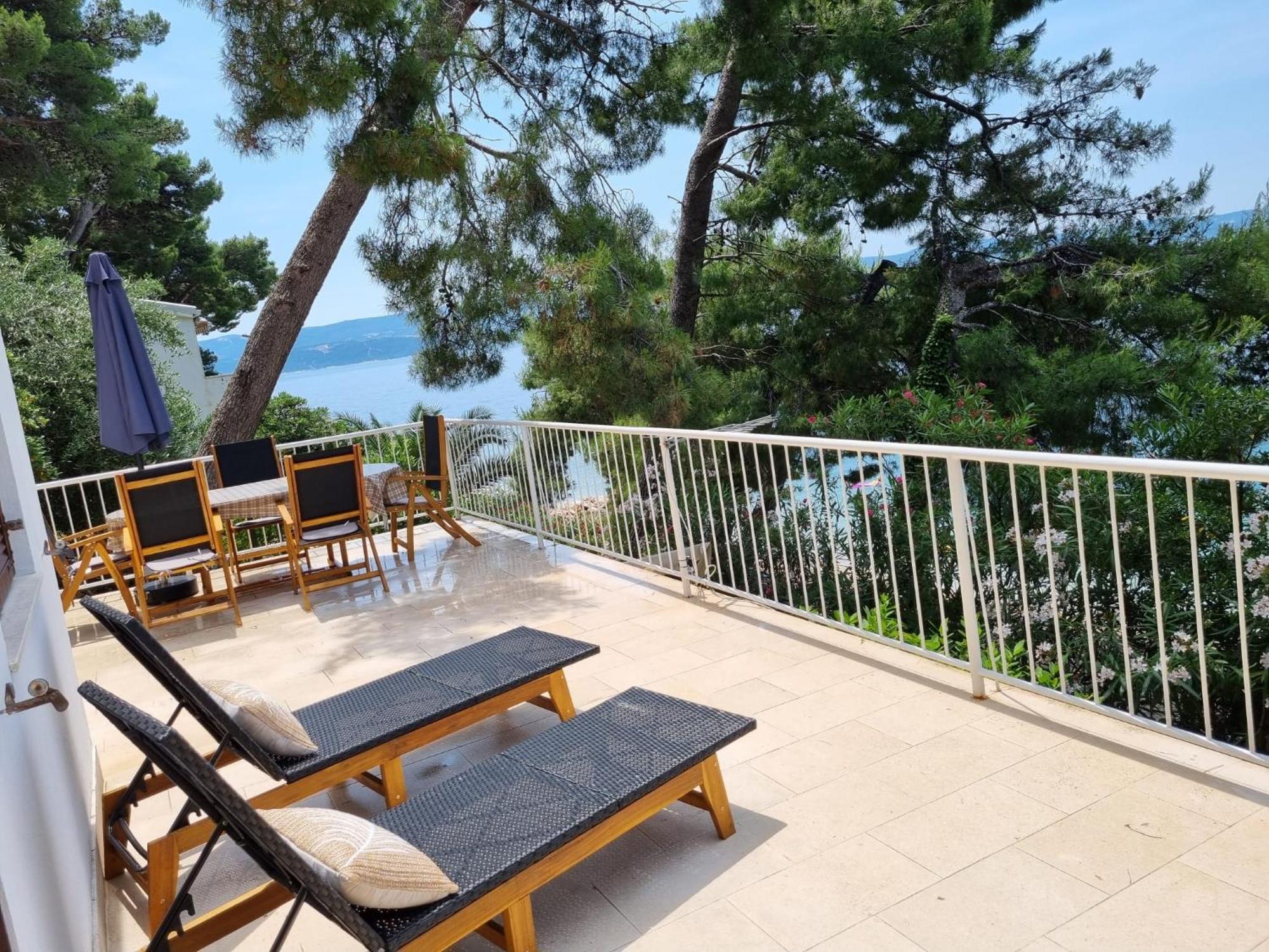Ferienwohnung Apartman On The Beach - Nemira, Omiš Exterior foto